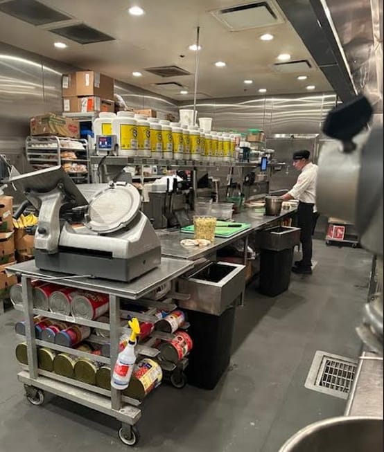 131 Main Restaurant - Kitchen