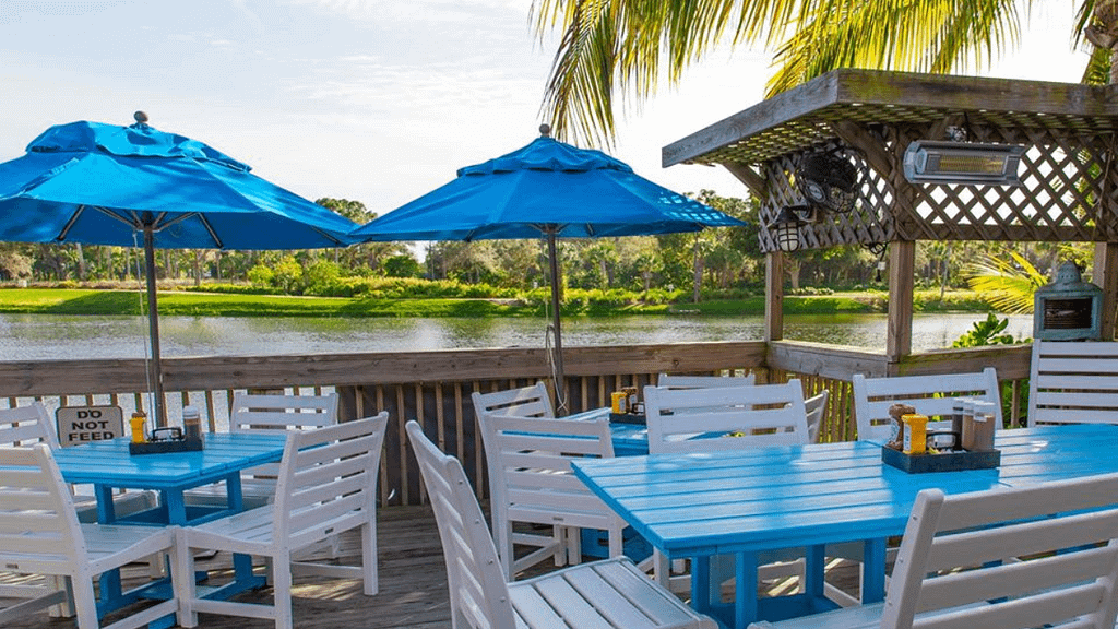 Lakehosue Wine Bar & Grill