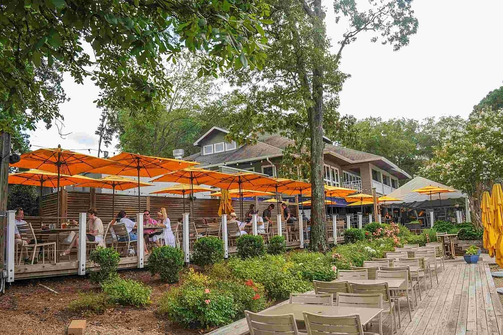 North Harbor Restaurant in Davidson
