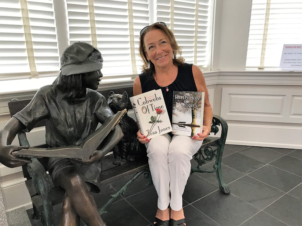 Tesa Jones - Author 7 Reporter