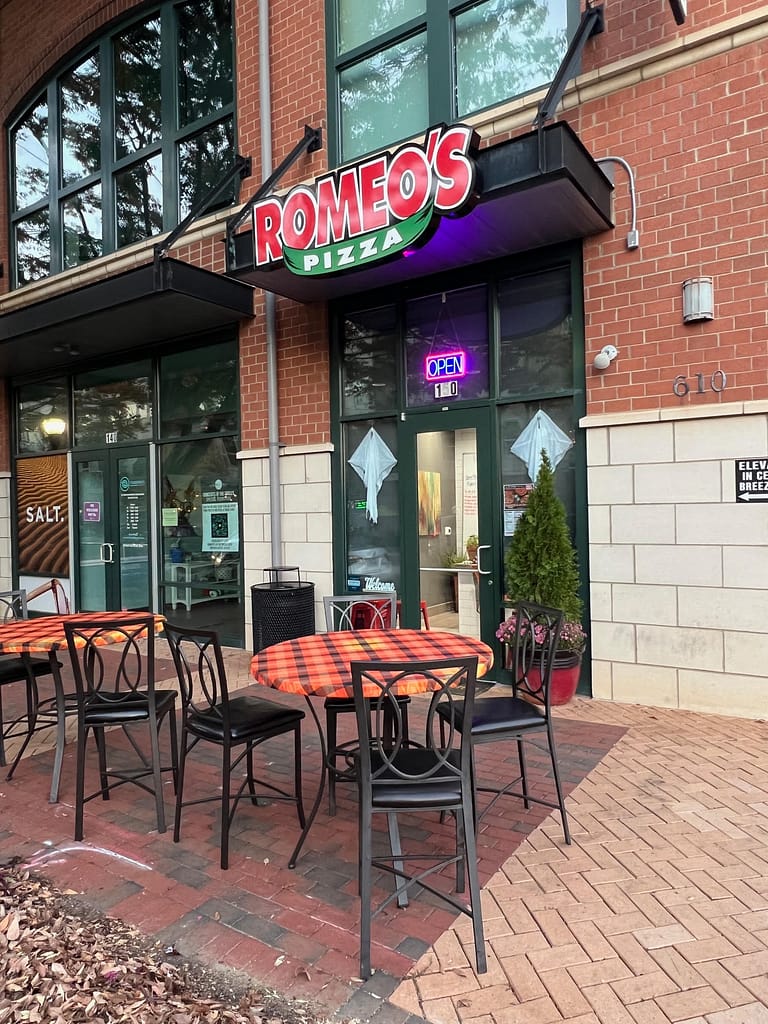 Romeo's Pizza in Davidson